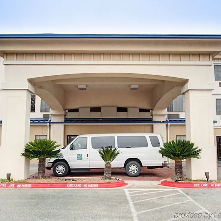 Quality Inn & Suites Austin Airport